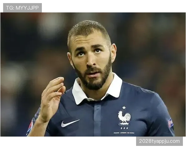 吉鲁与本泽马：终结者角色的分化逻辑与体系依赖度演变