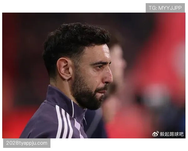 从核心引援到红魔队长：B费的角色跃迁与领导力进化