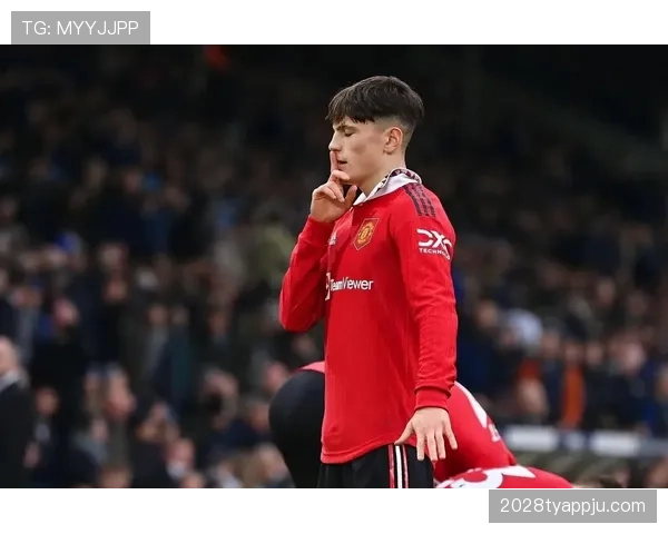 加纳乔与萨卡：新生代边锋的战术定位与数据表现差异解析